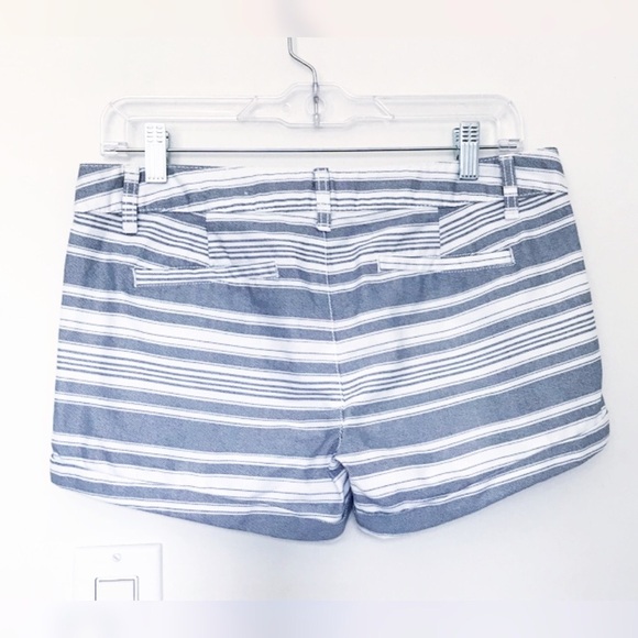 SO NWT Jr. Low Rise Striped Cuffed Hem Shorts - Picture 2 of 6